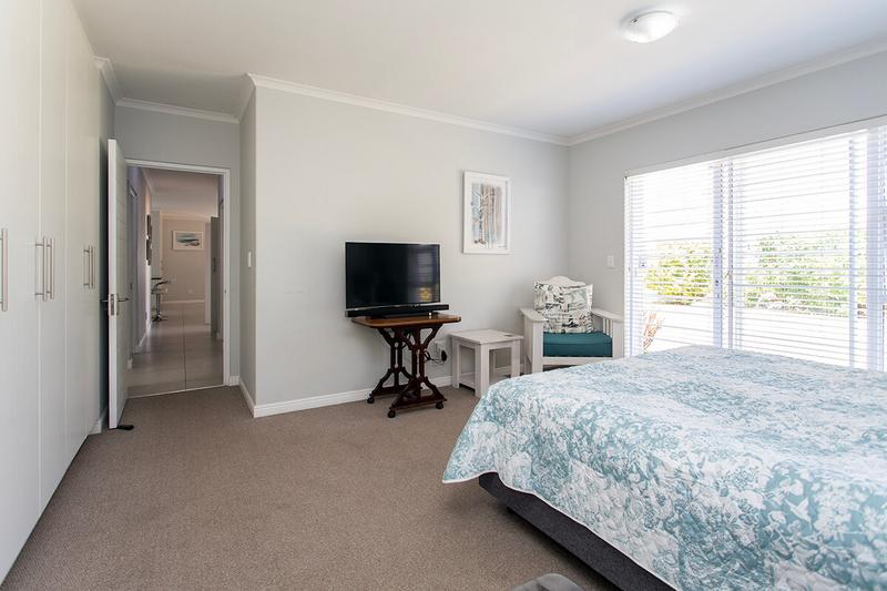 3 Bedroom Property for Sale in Sunningdale Western Cape